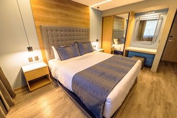 Alia Inn Boutique