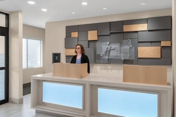 Holiday Inn Express & Suites Coralville
