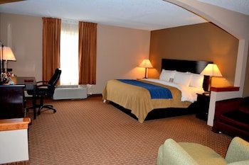 Quality Inn I-70 Near Kansas Speedway