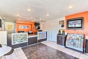 Motel 6 Oakland - Embarcadero