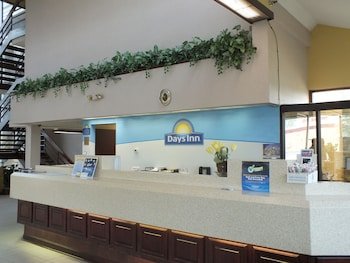 Days Inn by Wyndham Indianapolis Northeast
