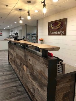 Econo Lodge Lakeside