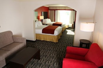 Holiday Inn Express Hotel & Suites Sumter