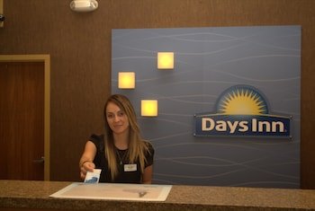 Days Inn by Wyndham Tulsa Central