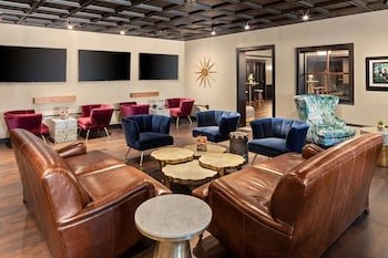 The Highlander Hotel