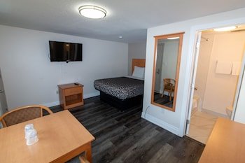 Knights Inn Angus