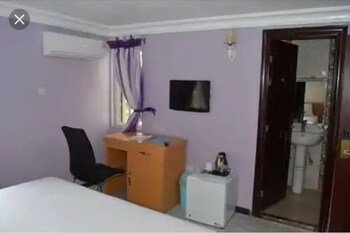 Esporta Suites Ikeja Gra