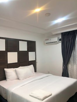 Esporta Suites Ikeja Gra