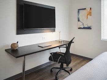 stayAPT Suites Montgomery-Eastern Bypass