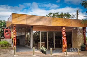 Easter Island Eco Lodge