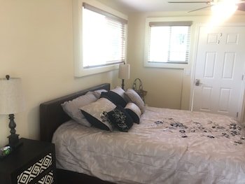Aarons Cottage