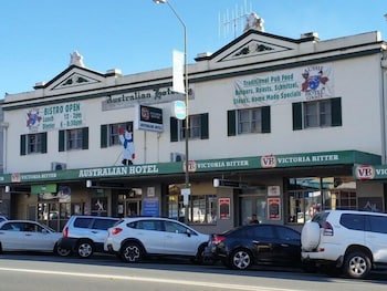 Australian Hotel