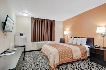 Americas Quality Inn & Suites