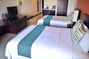 Thunderbird Resort Poro Point