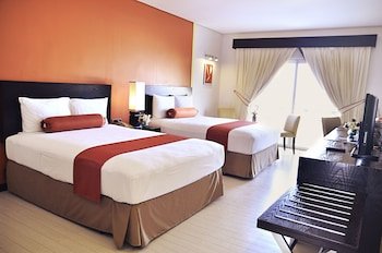 Thunderbird Resort Poro Point
