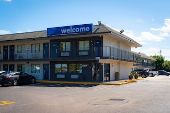 Motel 6 Lantana