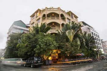 Anise Hotel & Restaurant