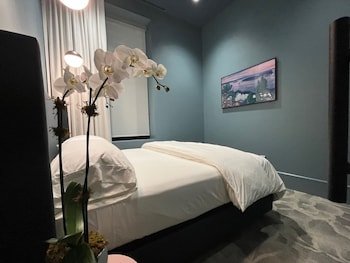 The Thomas Hotel