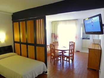 Alboran Apartamentos