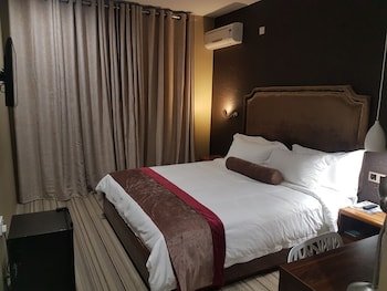 La Signature Guest house