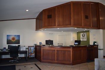 Quality Inn & Suites Garden of the Gods