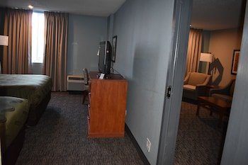 Quality Inn & Suites Garden of the Gods