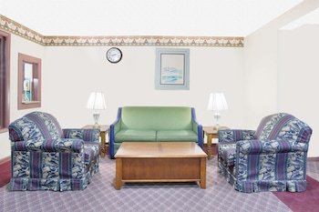 Knights Inn Emporia