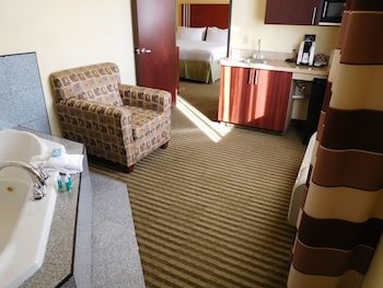 Holiday Inn Express & Suites Ponca City