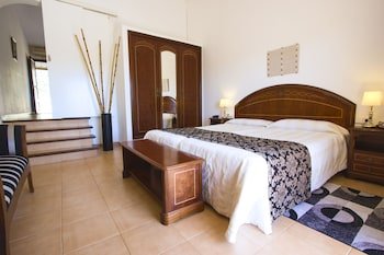 Hotel Rural Monnaber Nou & Spa