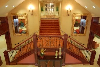 Villa Roma Resort Lodges