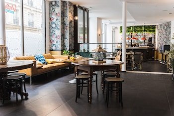 Vintage Hostel & Budget Hotel