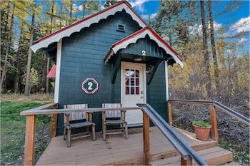 Brundage Bungalows
