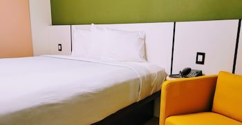 The Bell Vista Motel