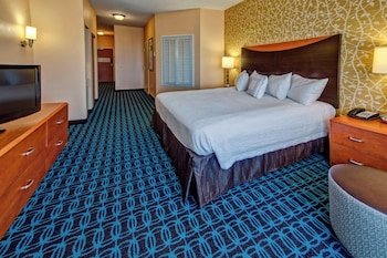 Fairfield Inn & Suites by Marriott Oklahoma City NW Expressway/Warr Acres