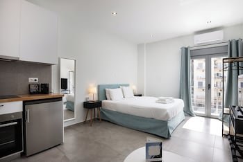 Omnia Pagrati Apartments