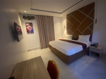Homeland Hotels and Restaurants