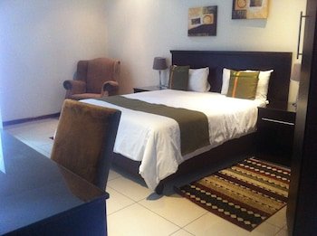 Emerald Hotel