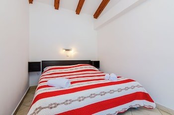 Orka Apartments