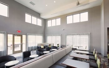 Homewood Suites by Hilton Topeka