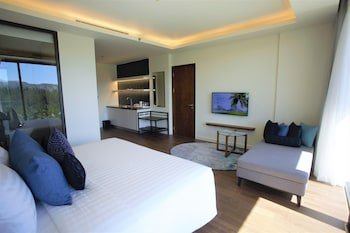 FLC Grand Hotel