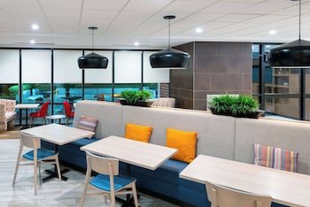 Home2 Suites By Hilton Buffalo Airport Galleria Mall