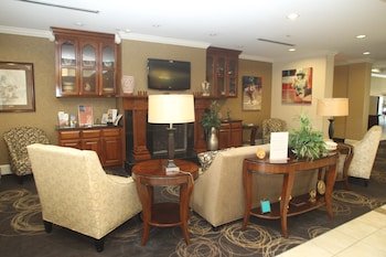 Holiday Inn Express Pembroke