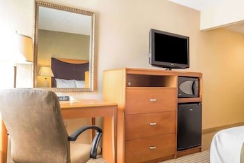 Quality Inn Spring Valley