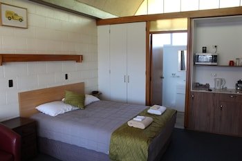 Elmore Lodge Motel