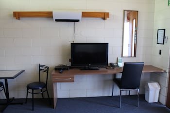 Elmore Lodge Motel