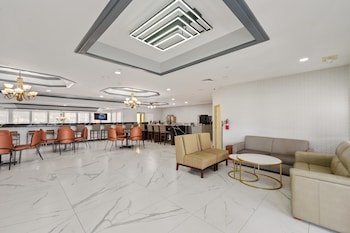 Chicago Club Inn Suites