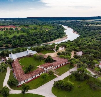 Rest Yourself River Ranch