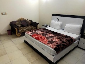 New Hajveri Hotel