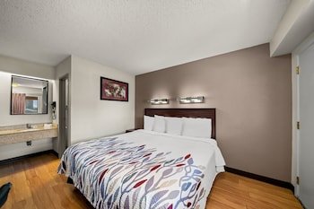 Red Roof Inn Dallas - DFW Airport North