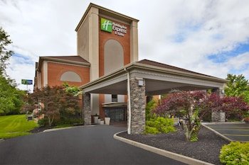 Holiday Inn Express Hotel & Suites Cincinnati Northeast-Milford